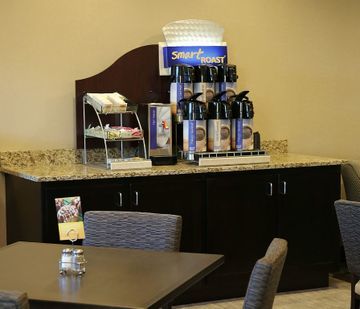 Express & Northwest By Ihg Hotel 3*
