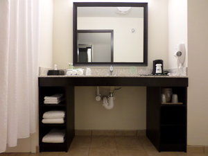 Express & Northwest By Ihg Emporia